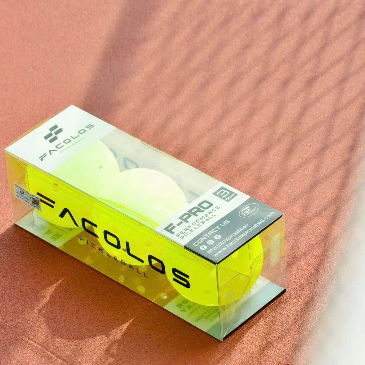 Bóng pickleball Facolos với chứng nhận USAPA, mang lại chất lượng và hiệu suất đáng tin cậy cho tất cả người chơi. Hãy trải nghiệm sự khác biệt mà bóng Facolos mang lại trong từng trận đấu!